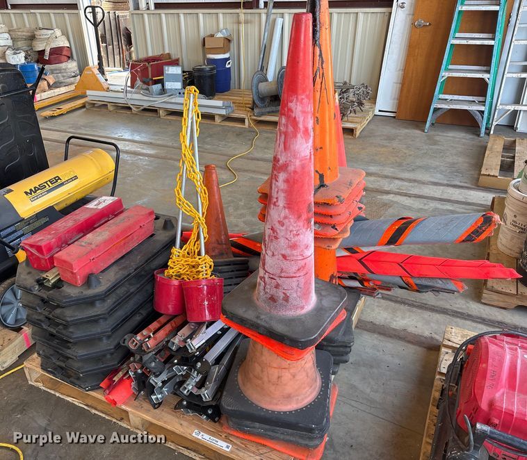 image for item EJ3756 Road safety equipment