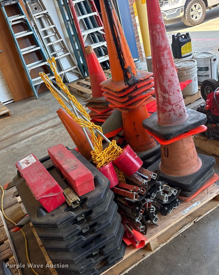 image for item EJ3756 Road safety equipment