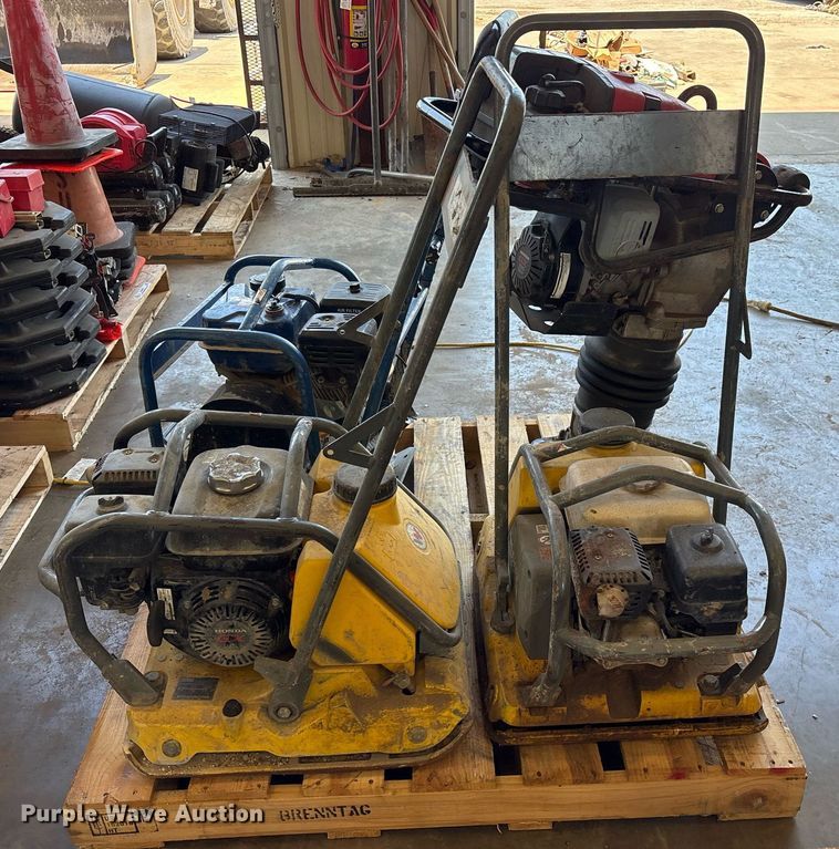 image for item EJ3758 (4) plate compactors