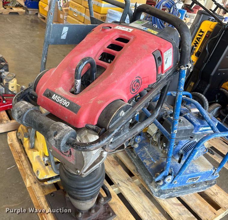 image for item EJ3758 (4) plate compactors