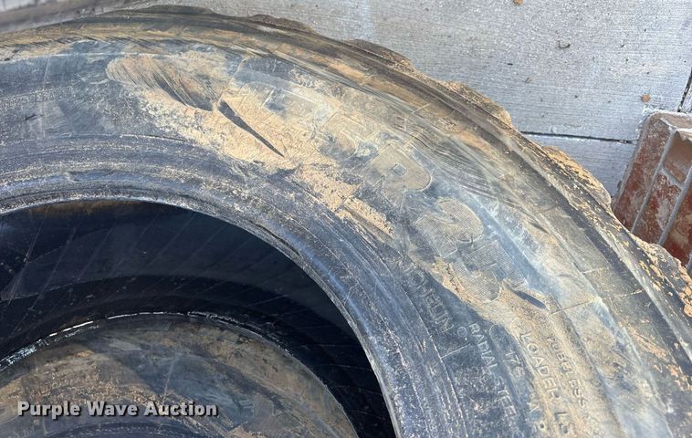 image for item EJ3765 (13) tires