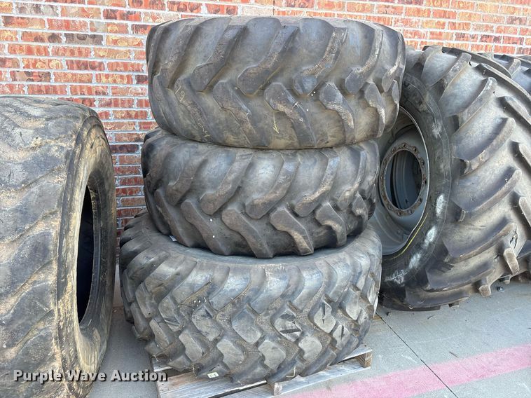 image for item EJ3765 (13) tires