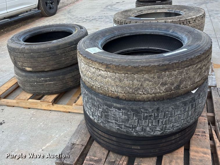 image for item EJ3766 (7) tires