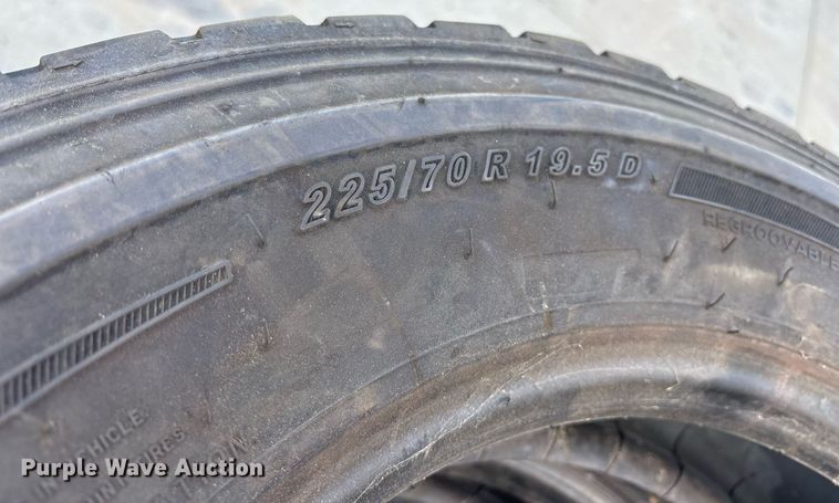 image for item EJ3767 (6) tires