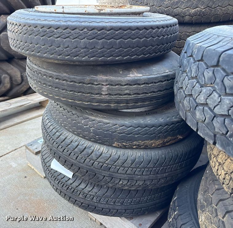 image for item EJ3768 Tires