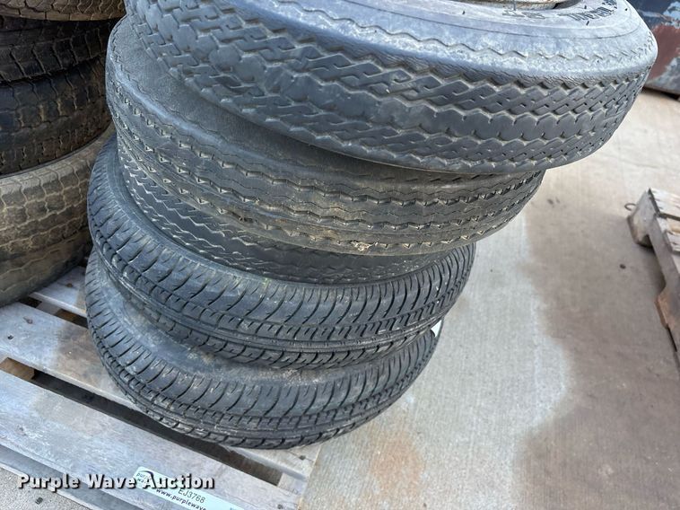 image for item EJ3768 Tires