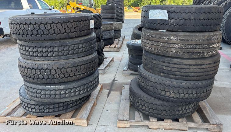 image for item EJ3770 (10) tires