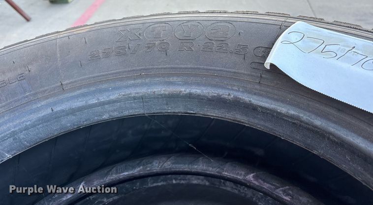 image for item EJ3770 (10) tires