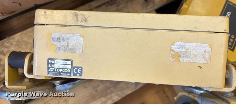 image for item EJ3780 Topcon  GPS equipment