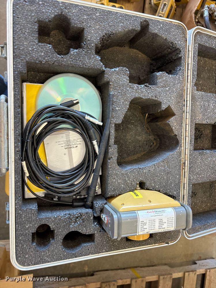 image for item EJ3780 Topcon  GPS equipment