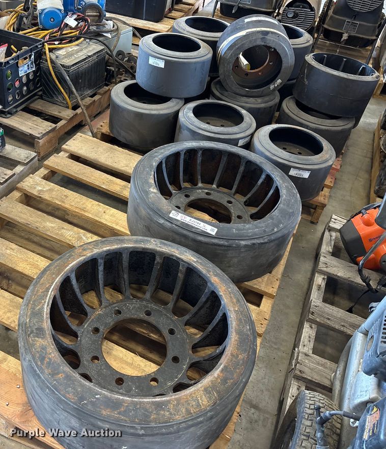 image for item EJ3784 Superior rubber idlers