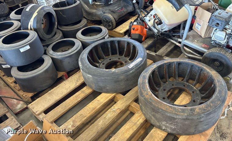 image for item EJ3784 Superior rubber idlers