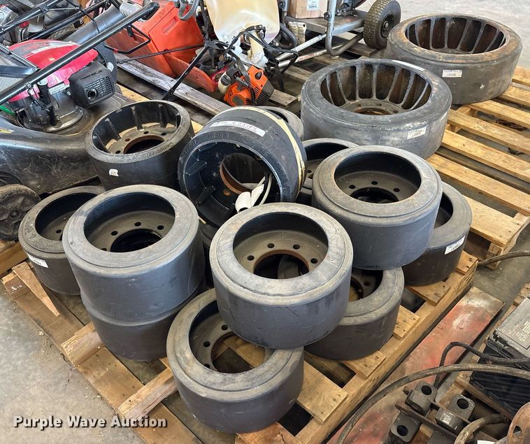 image for item EJ3784 Superior rubber idlers