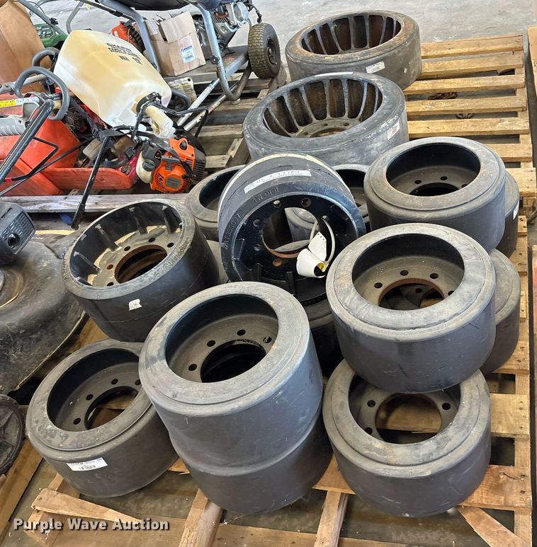 image for item EJ3784 Superior rubber idlers