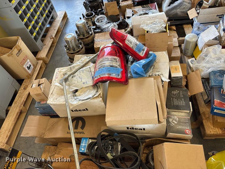 image for item EJ3786 Truck parts and accessories