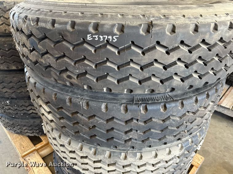 image for item EJ3795 (8) 11R24.5 retreaded tires