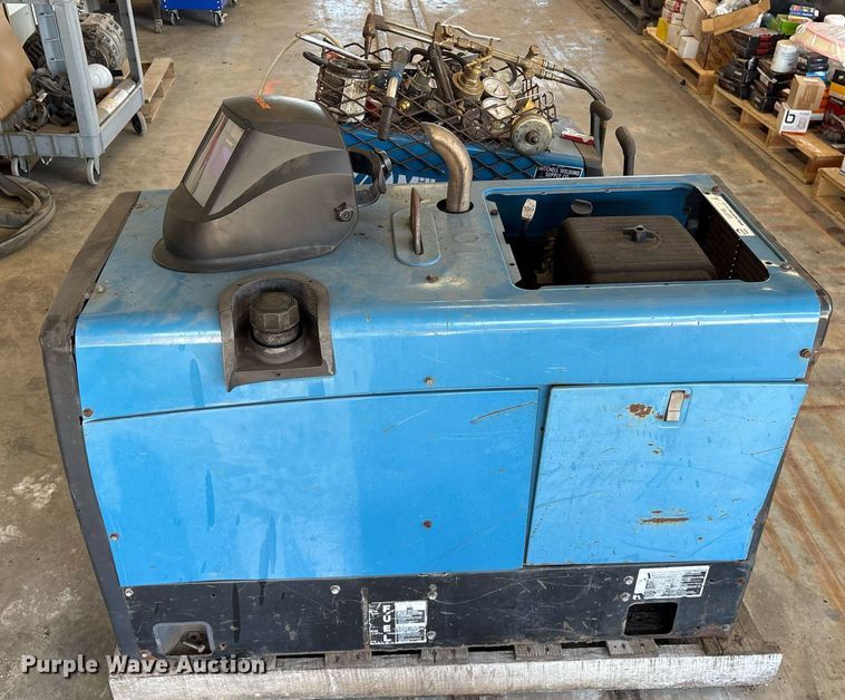 image for item EJ3799 (2) Miller welders