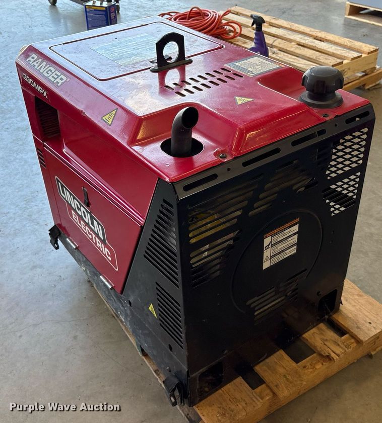 image for item EJ3807 Lincoln Electric Ranger 330MPX welder/generator