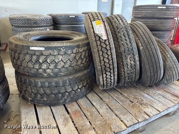 image for item EJ3814 (7) wheels and tires