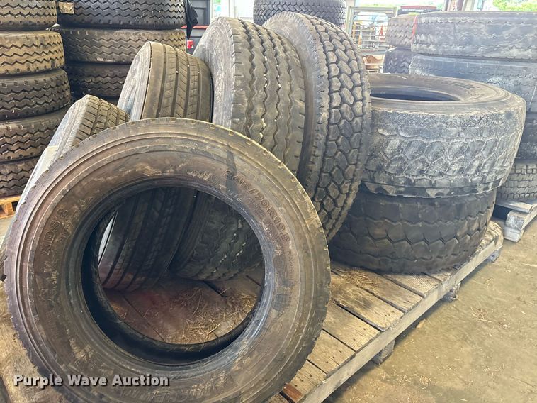 image for item EJ3814 (7) wheels and tires