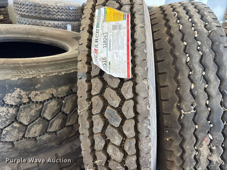 image for item EJ3814 (7) wheels and tires