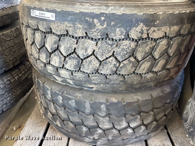 image for item EJ3814 (7) wheels and tires