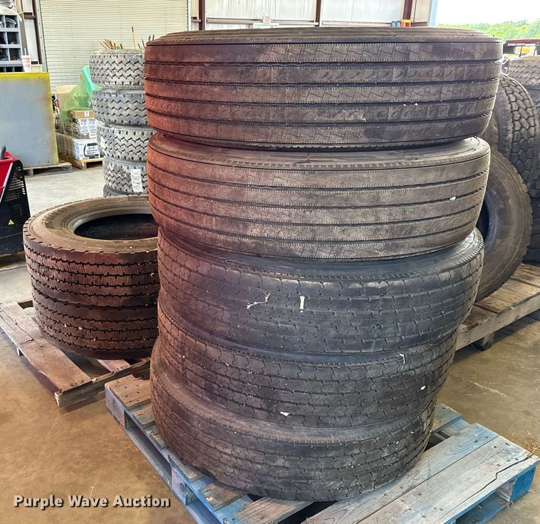 image for item EJ3815 (7) tires