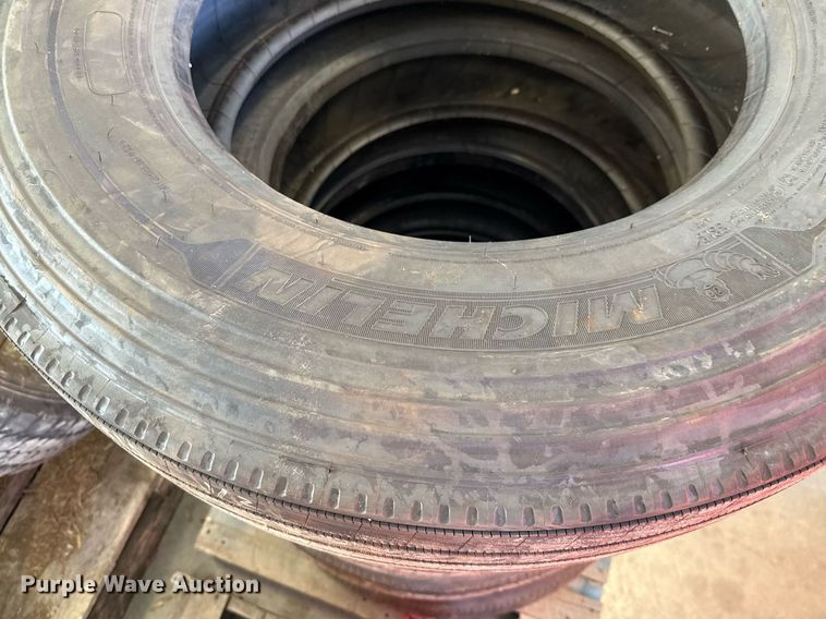 image for item EJ3815 (7) tires