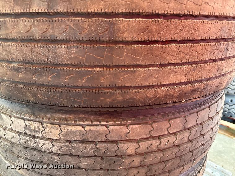 image for item EJ3815 (7) tires