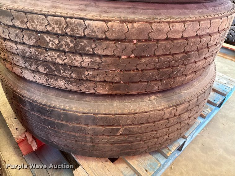 image for item EJ3815 (7) tires