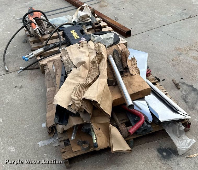 image for item EJ3836 Tools