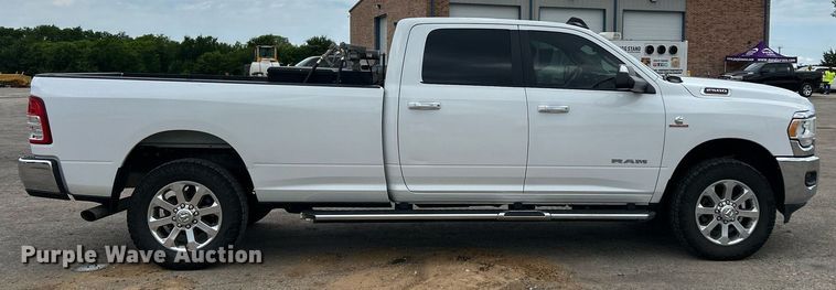 image for item EX9809 2019 Dodge Ram 2500 Crew Cab pickup truck