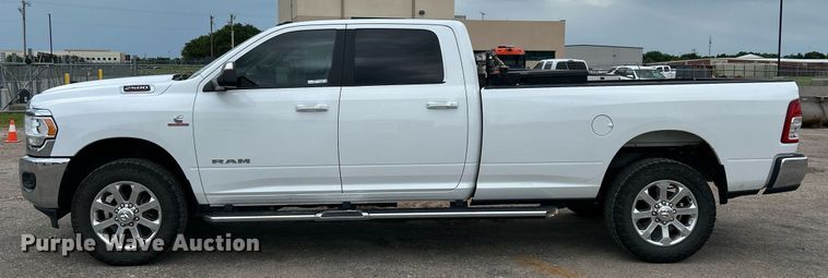 image for item EX9809 2019 Dodge Ram 2500 Crew Cab pickup truck