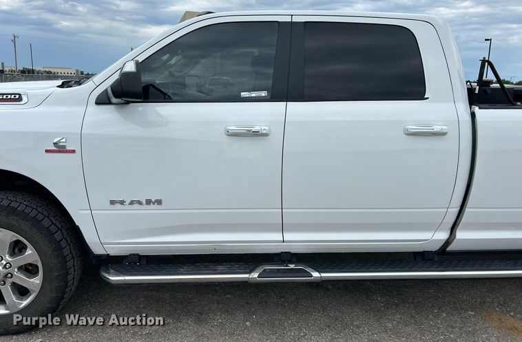 image for item EX9809 2019 Dodge Ram 2500 Crew Cab pickup truck