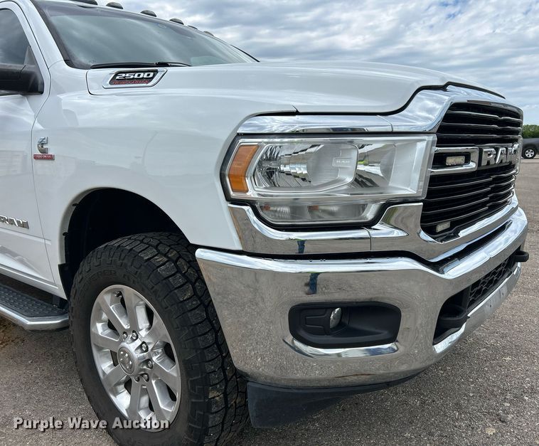 image for item EX9809 2019 Dodge Ram 2500 Crew Cab pickup truck