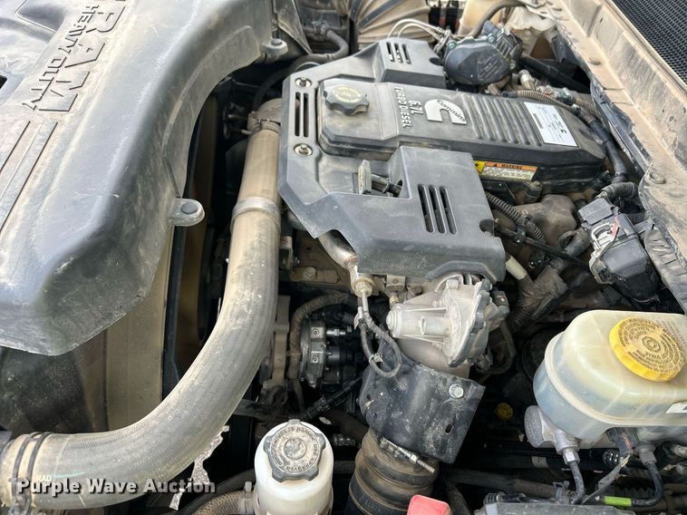 image for item EX9809 2019 Dodge Ram 2500 Crew Cab pickup truck