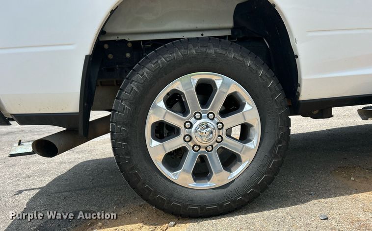 image for item EX9809 2019 Dodge Ram 2500 Crew Cab pickup truck