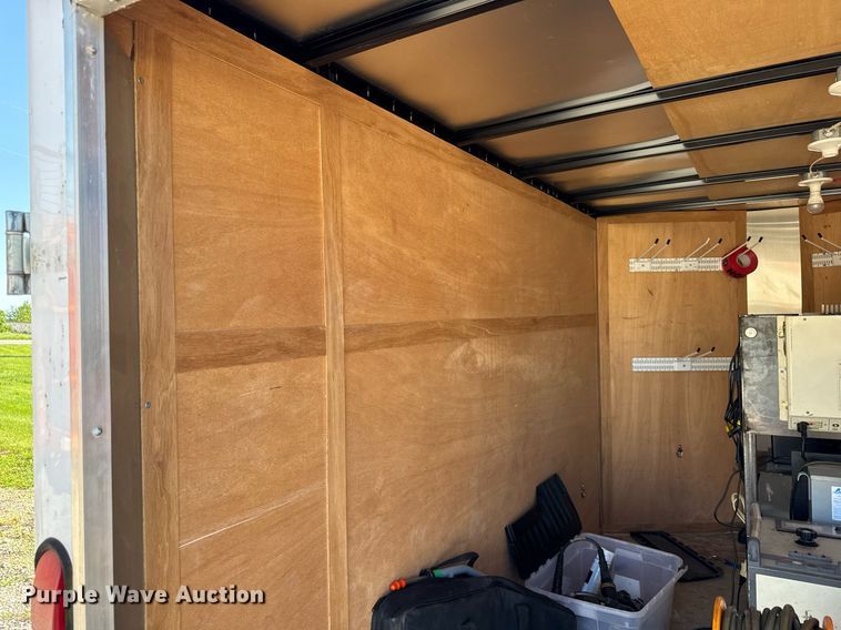 image for item DH9953 2015 Haulmark PPT6X10DS2 enclosed cargo trailer