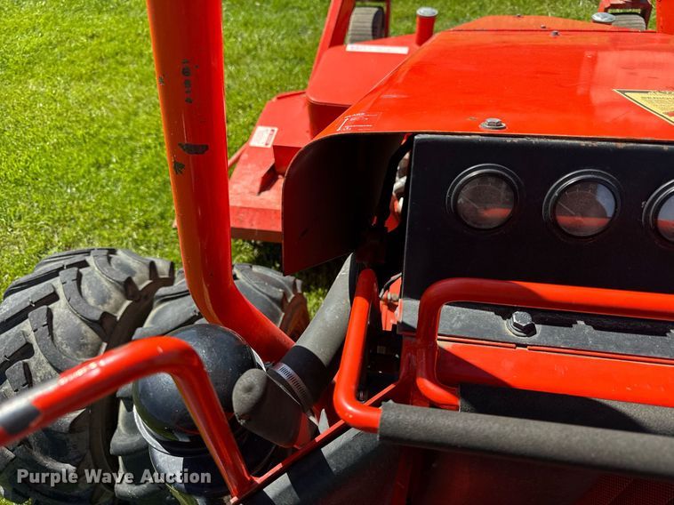 image for item DH9956 2014 Kut Kwick SSM38-72D ZTR lawn mower