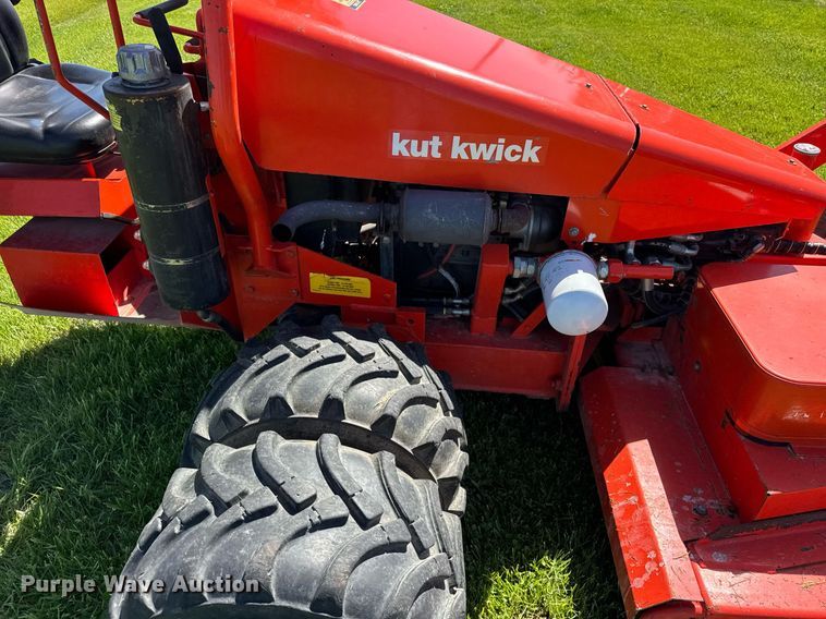 image for item DH9956 2014 Kut Kwick SSM38-72D ZTR lawn mower