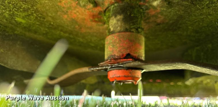 image for item DH9956 2014 Kut Kwick SSM38-72D ZTR lawn mower