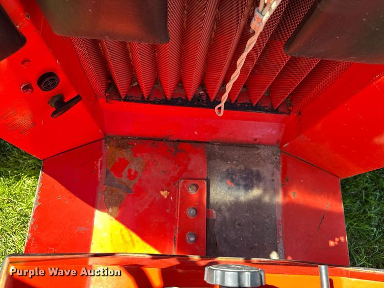 image for item DH9956 2014 Kut Kwick SSM38-72D ZTR lawn mower