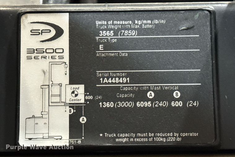 image for item DH9966 2015 Crown SP3520-30 order picker