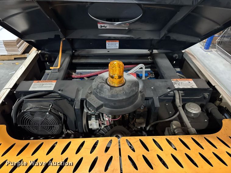 image for item DH9967 2016 Crown SP3520-30 order picker