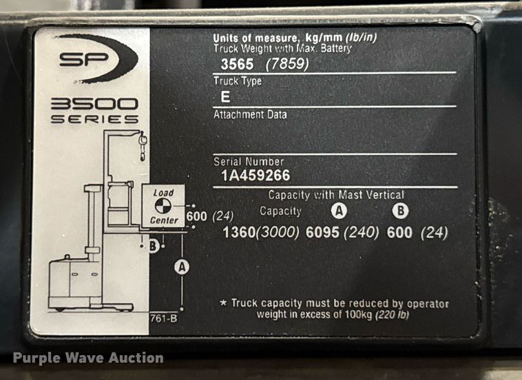 image for item DH9967 2016 Crown SP3520-30 order picker