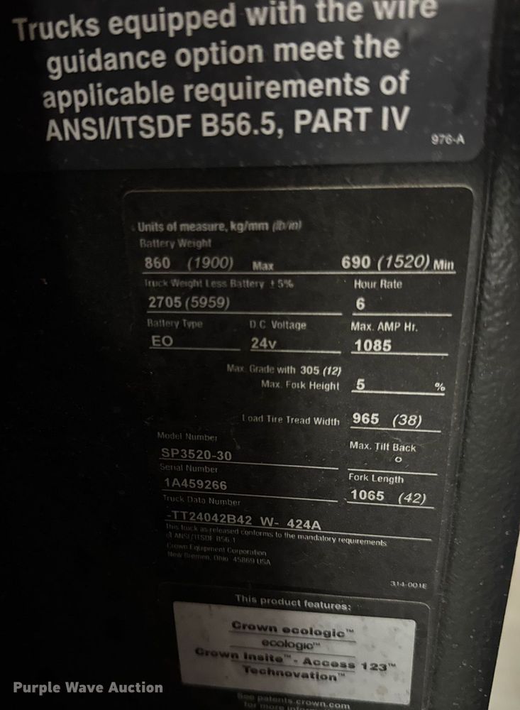 image for item DH9967 2016 Crown SP3520-30 order picker