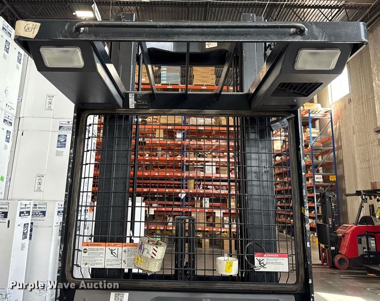 image for item DH9969 2016 Crown SP3520-30 order picker