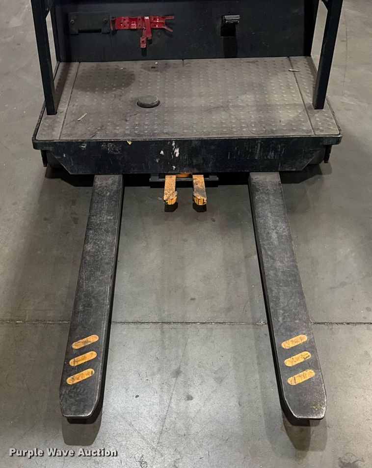 image for item DH9970 2016 Crown SP3520-30 order picker