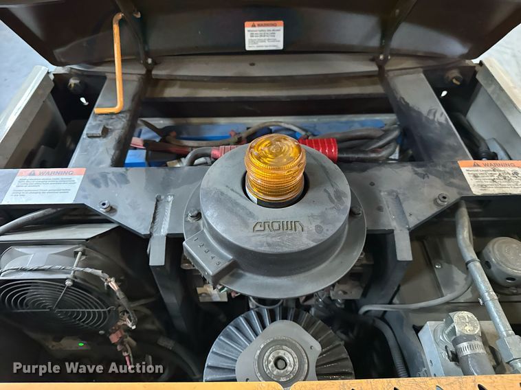 image for item DH9973 2016 Crown SP3520-30 order picker