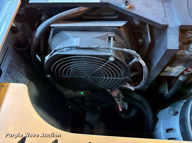 image for item DH9973 2016 Crown SP3520-30 order picker